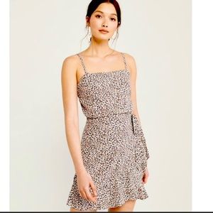 A&F Cheeta print front tie dress